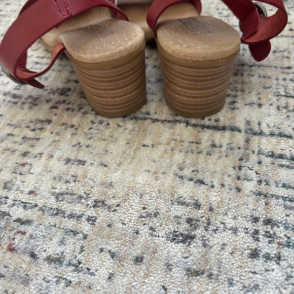 Ladies leather sandals - Picture 3 of 6